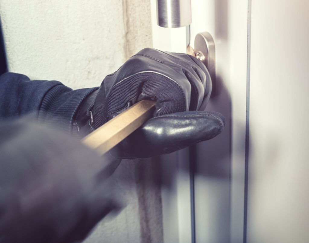 Versuch eines Einbruches bei einer Haustüre