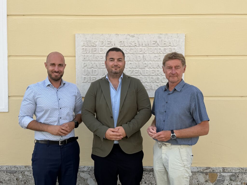 Stadtrat Ralph Schäfer, David Zulj, Vzbgm. Gerhard Kroiß