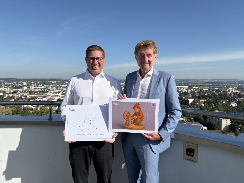 Bürgermeister Dr. Rabl und Vizebürgermeister Kroiß auf der Marienwarte
